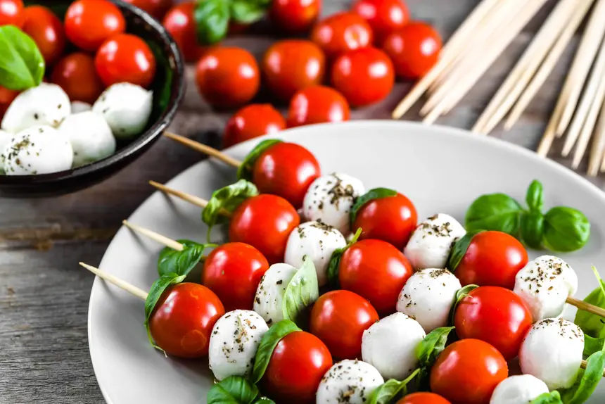 6 Delicious Italian Appetizer Recipes to Kickstart Your Meal 8 Caprese Salad Skewers