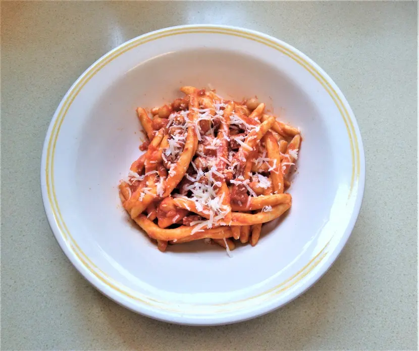10 Best Things to do in Cosenza, Italy 4 Fileja con nduja ceci e soppressata Calabrese