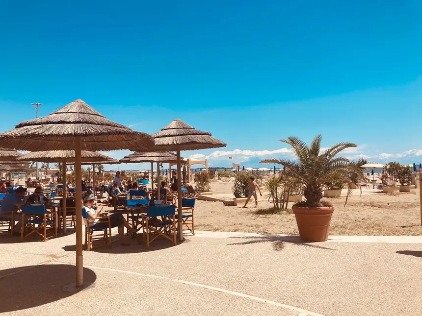 10 Best Italian Beaches for Partying: Get Ready to Dance Barefoot on the Sand! 4 Lido di Venezia spiaggia